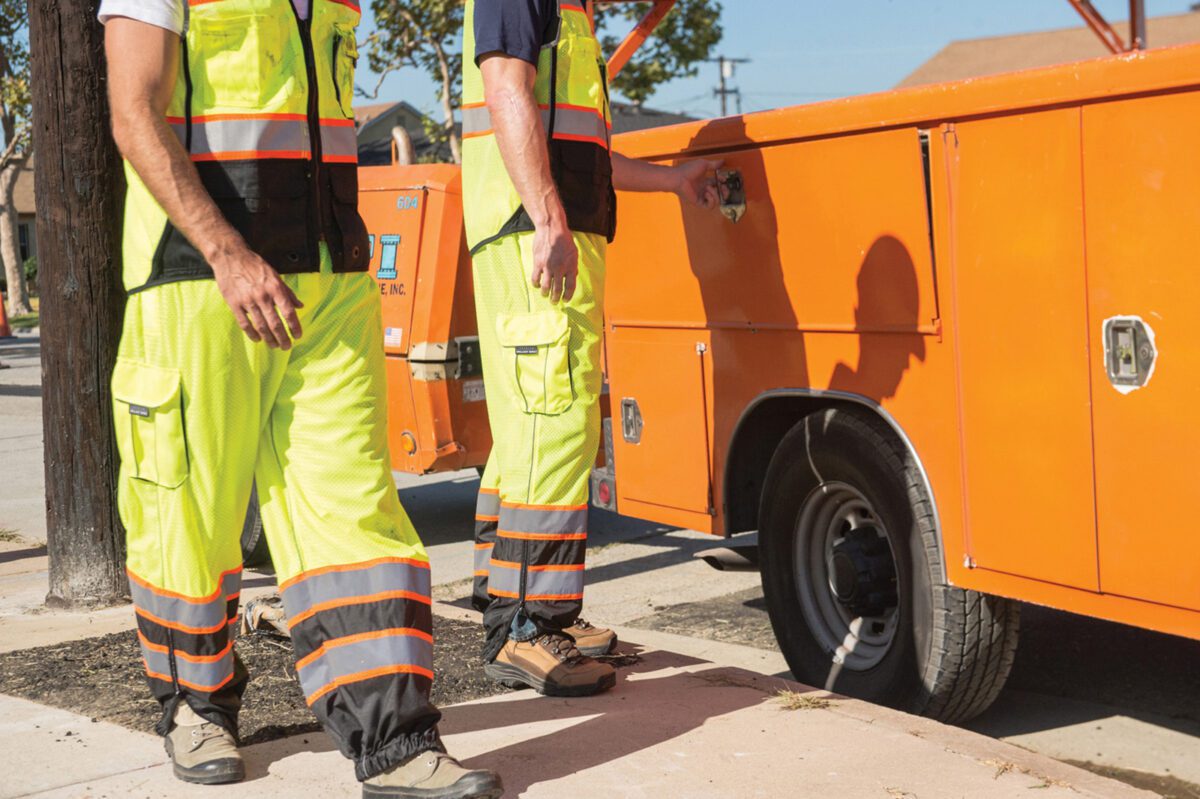 Product Spotlight: Reflective Brilliant Series Mesh Pants