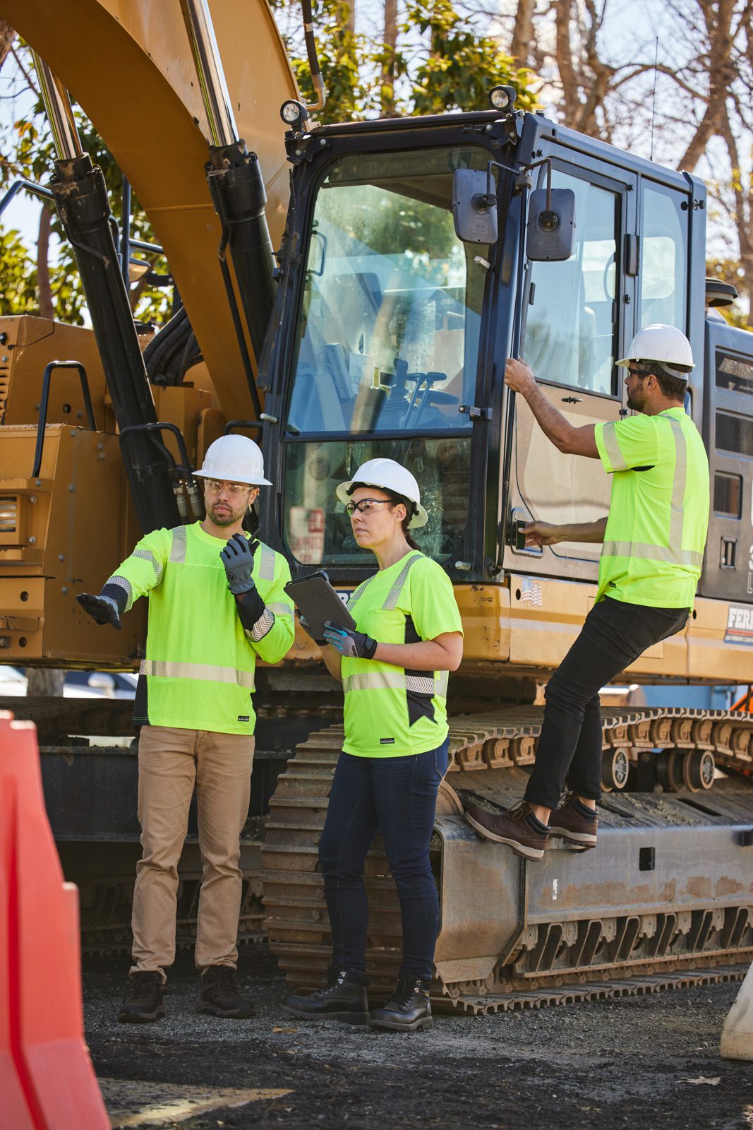 Are Hi-Vis T-Shirts Safer? What the Regulations Say